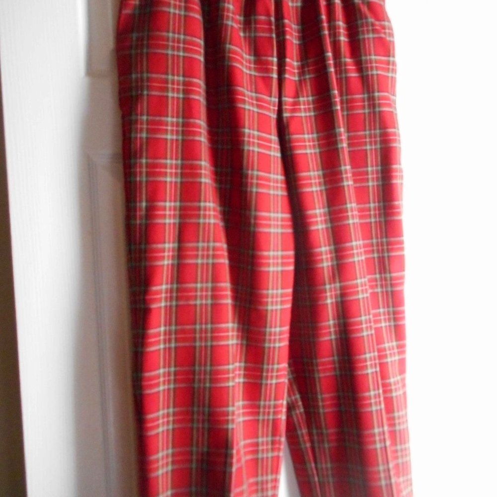 Alfred Dunner Red plaid pants Size 16
